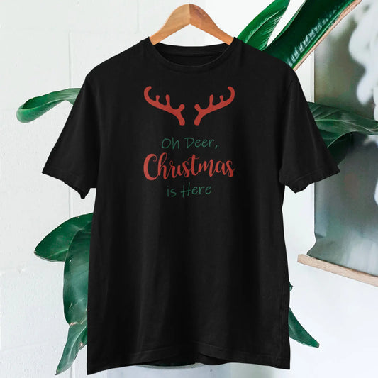 Oh Deer, Christmas Is Here – Vánoční Tričko Pro Sváteční Pohodu - Černé