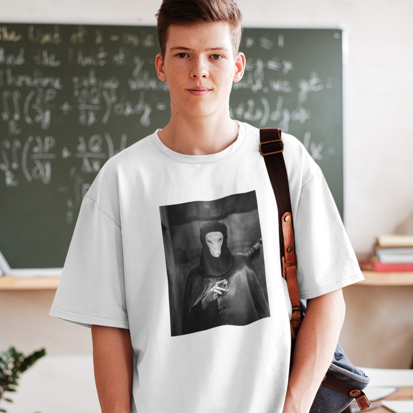 T-shirt with the message - Proletarians