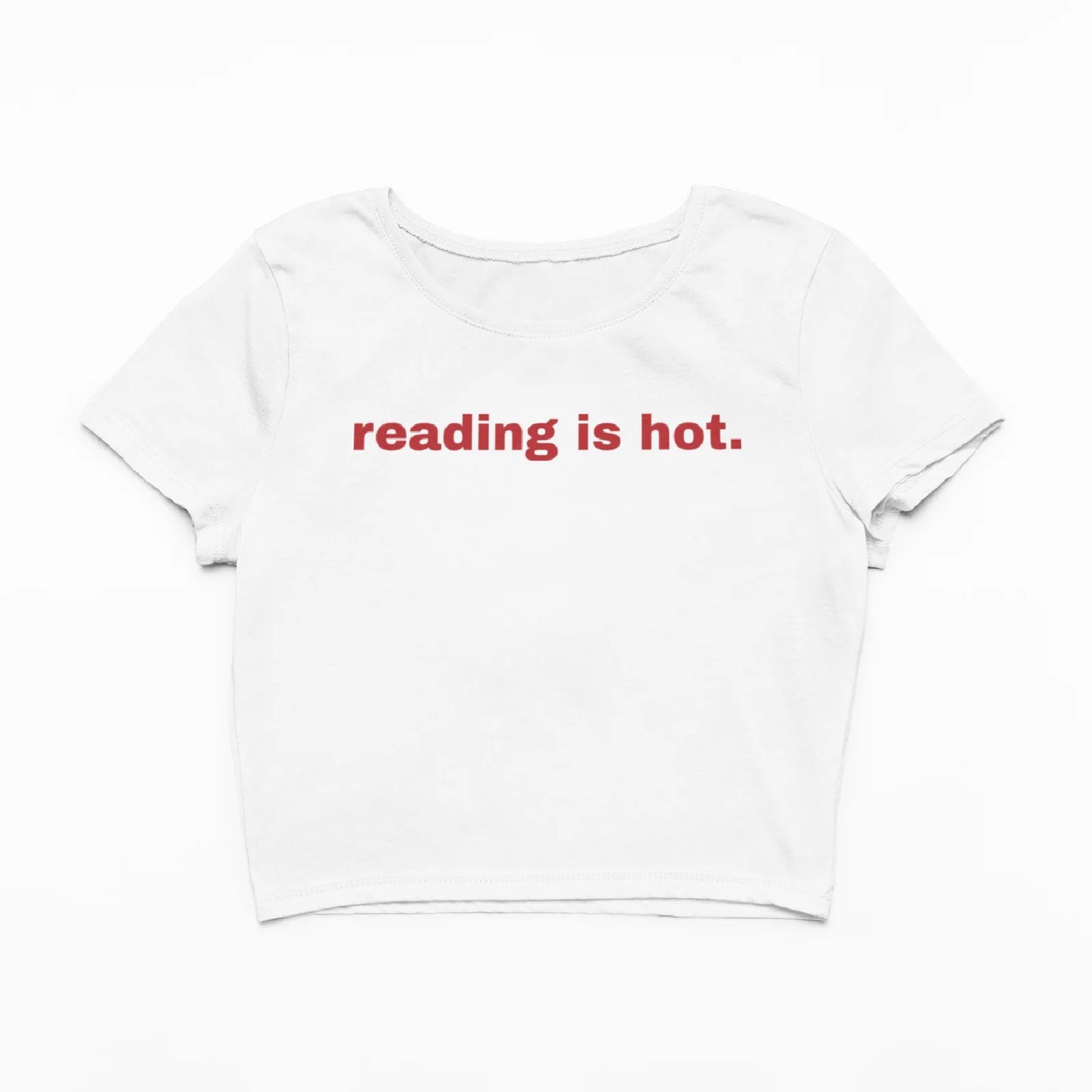 Bílý crop top s nápisem Reading is hot