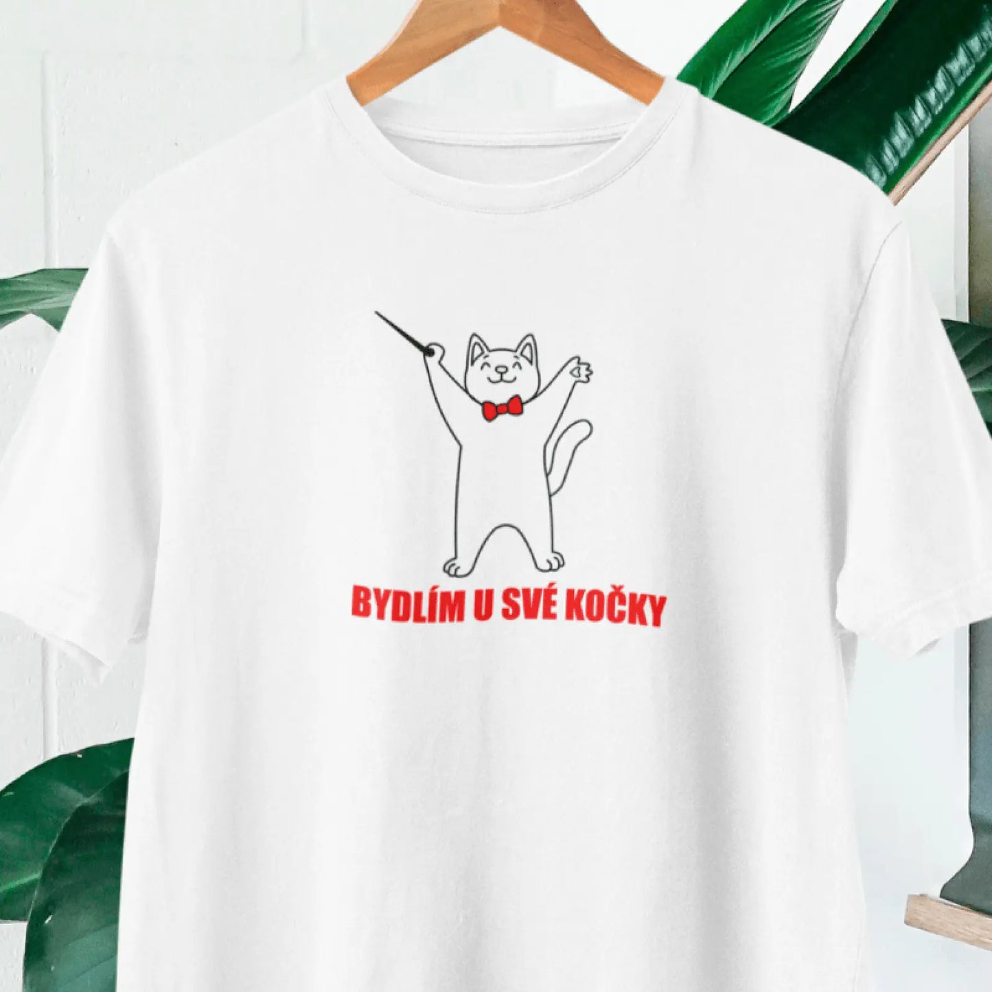 Tričko S Nápisem Bydlím U Své Kočky Bílé