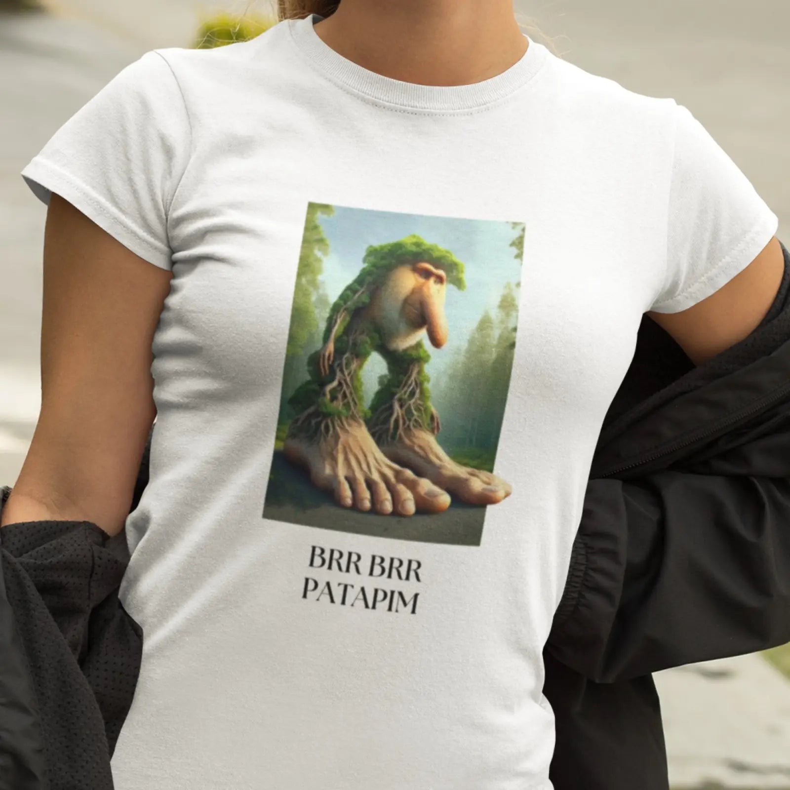 holka v bílém tričko s Italian Brainrot Brr Brr Patapim